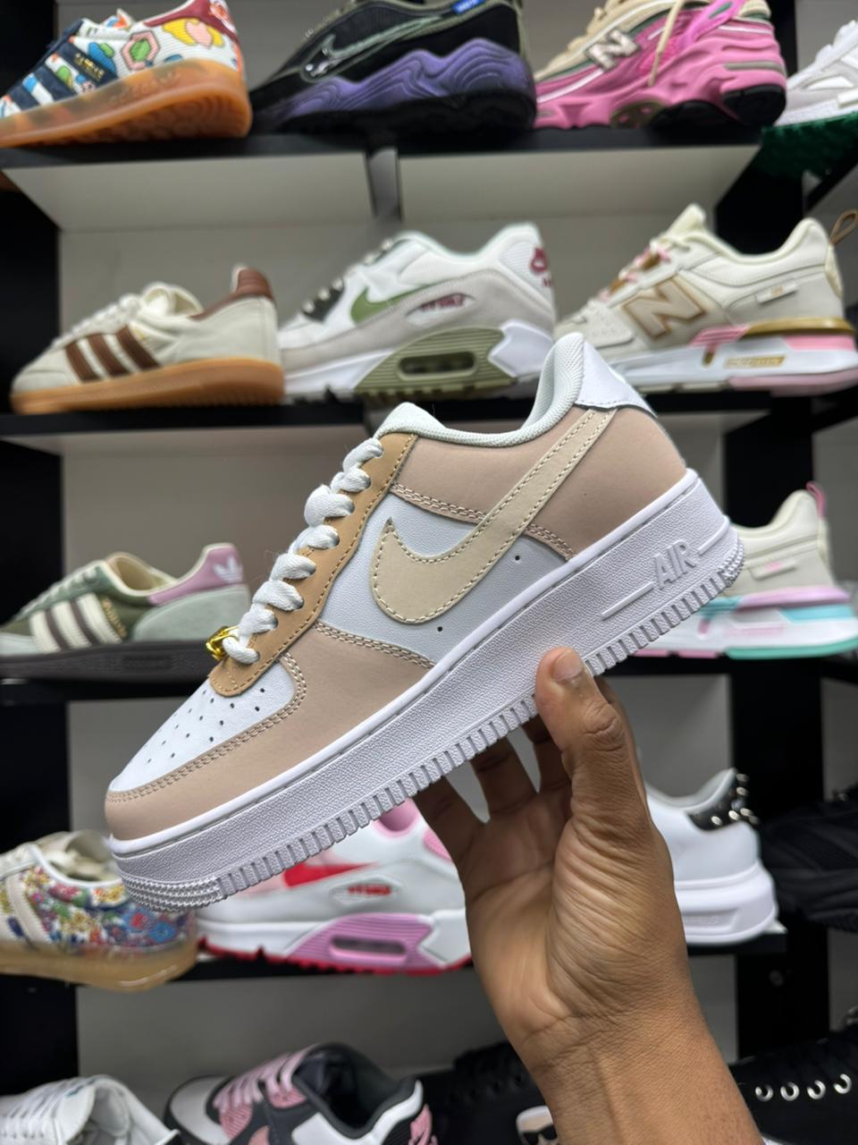 Nike AirForce 1