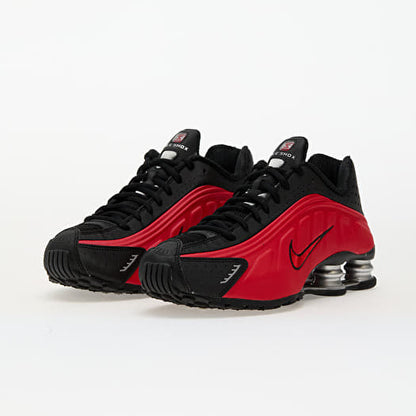 Nike Shox R4 University red