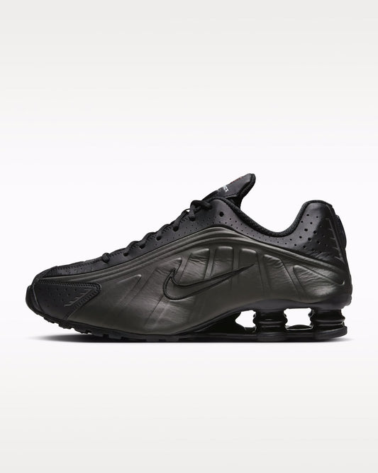 Nike Shox R4 Black Sneakers