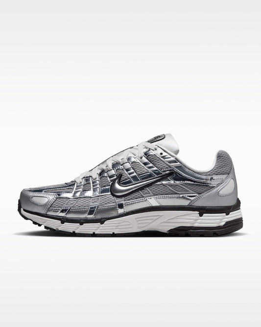 Nike P-6000 Metalic Silver Sneakers